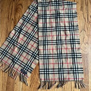 Burberry plaid scarf